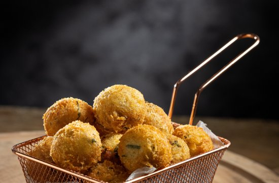 Receita de bolinho de salm&atilde;o: crocante, f&aacute;cil e r&aacute;pido