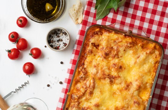 Receita de lasanha de til&aacute;pia: leve, cremosa e saborosa