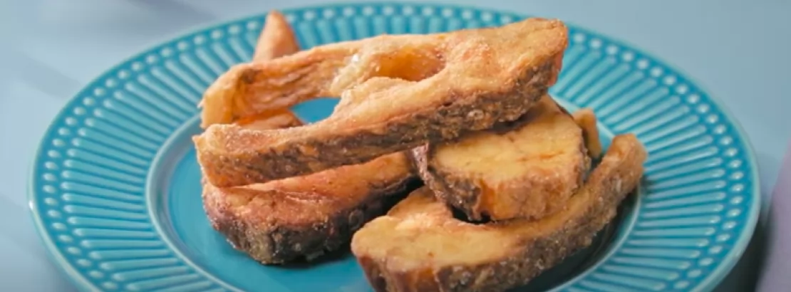 Como fazer peixe crocante e sequinho