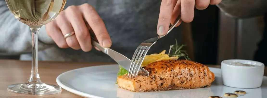 Os melhores vinhos para harmonizar com peixe