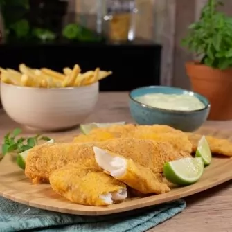 Peixe frito com fubá: receita crocante e tradicional
