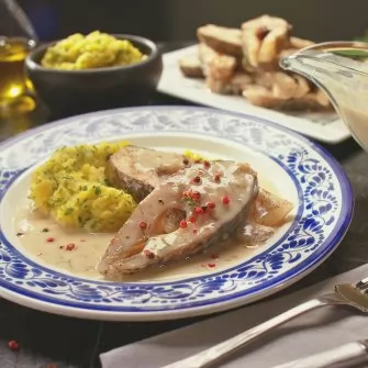 Posta de Tilápia com Velouté de Cachaça