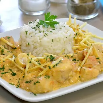 Strogonoff de tilápia: receita cremosa e diferente